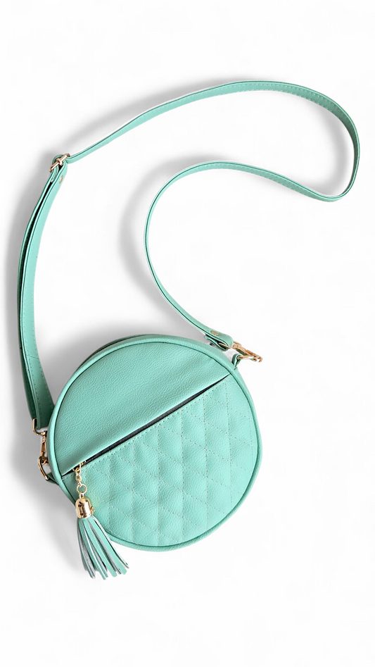 AQUA Quilted Round Bag
